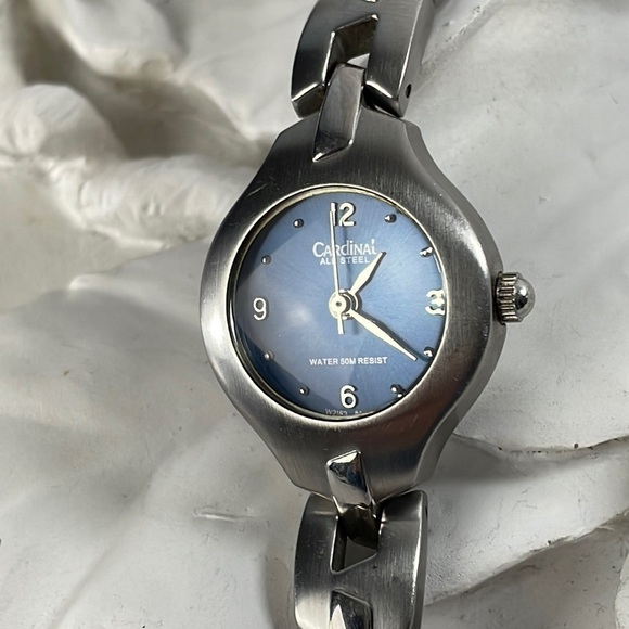 Cardinal Ladies Watch - Picture 4 of 12